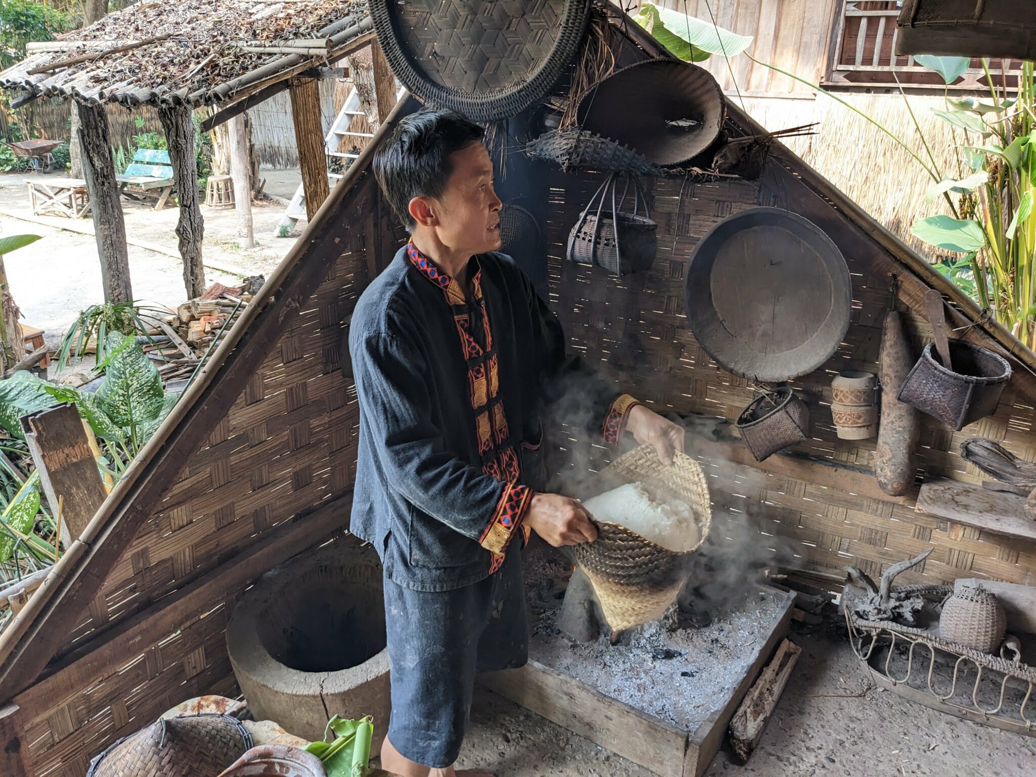 Ten steps to the perfect Lao sticky rice β Nearly Neutral Travel